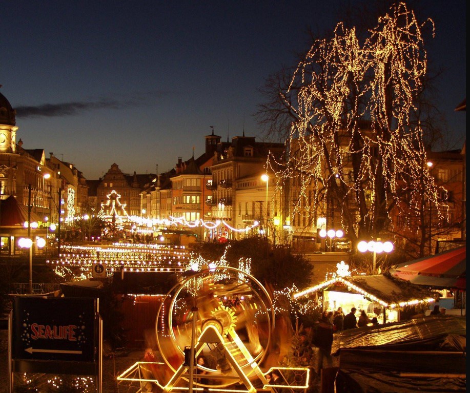 Weihnachtsmarkt am See